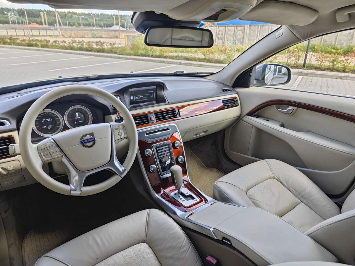 Volvo V70, 2.0 l., Универсал