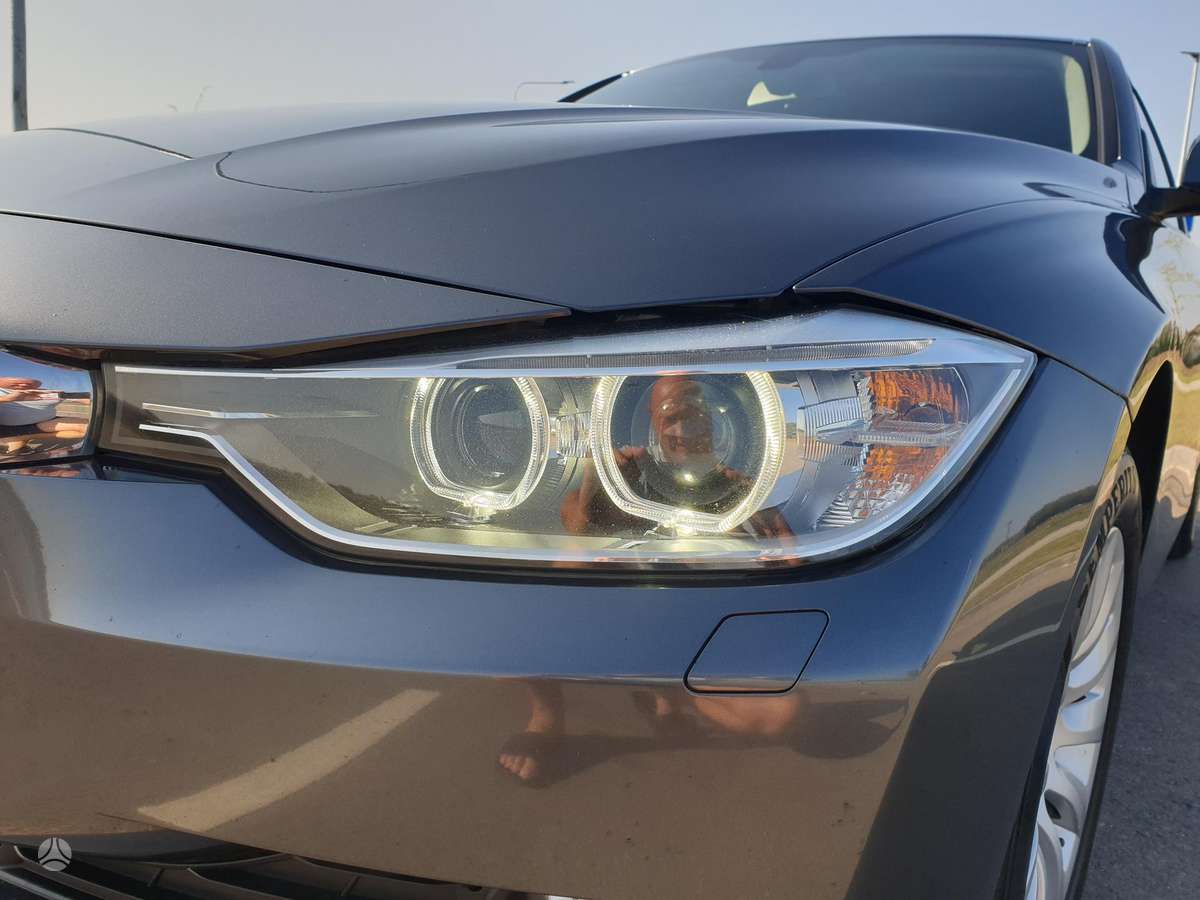BMW 318, 2.0 l., Седан