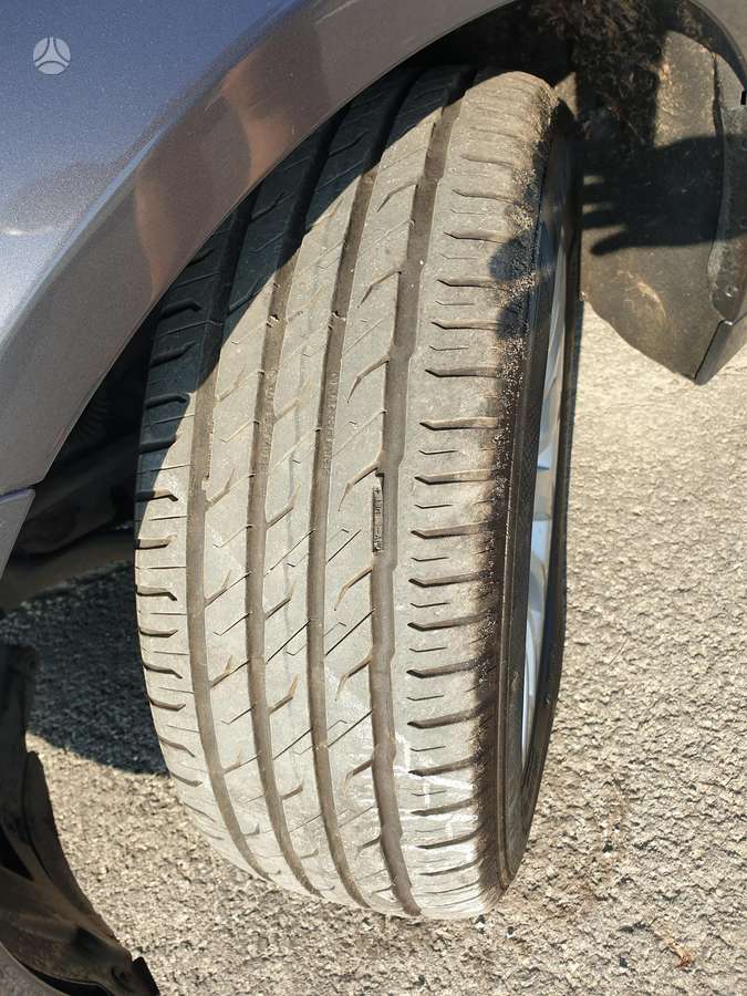 BMW 318, 2.0 l., Седан