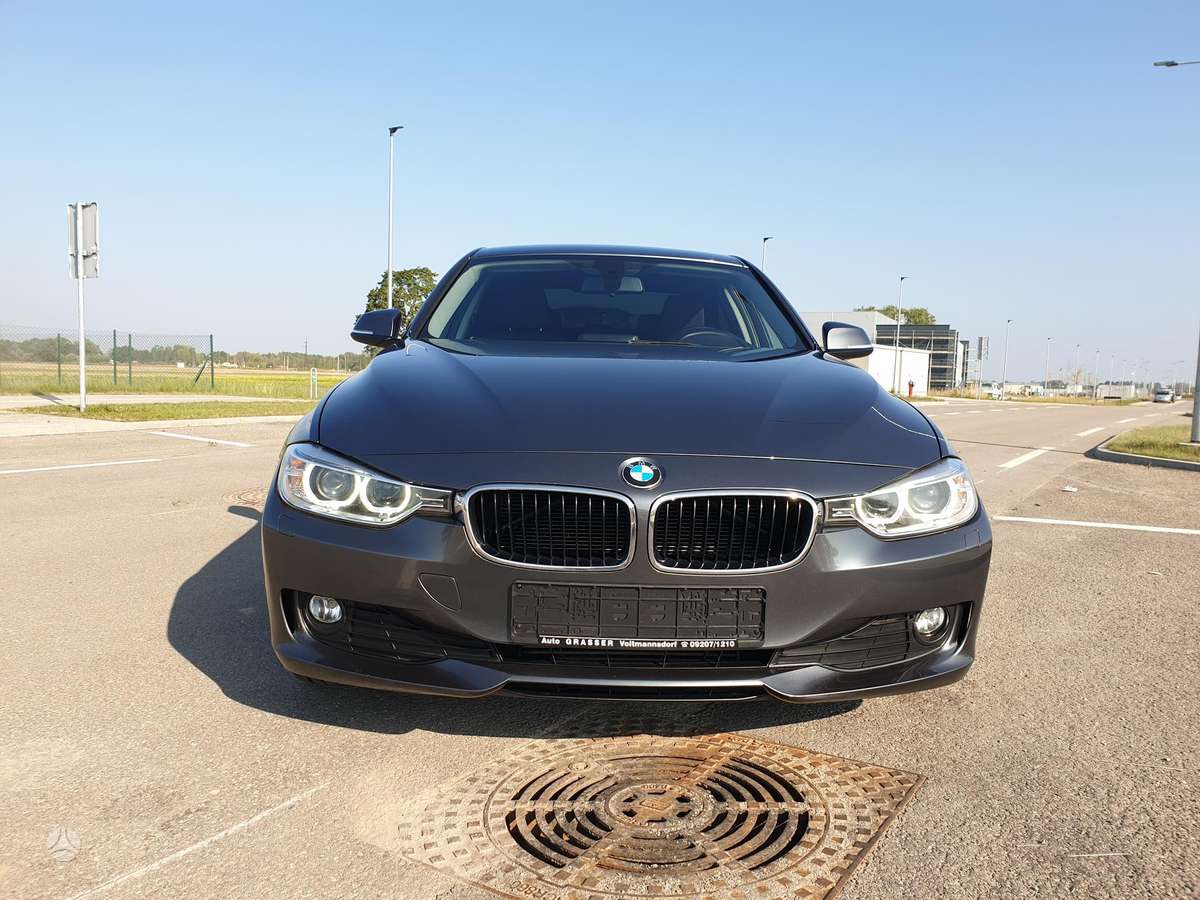 BMW 318, 2.0 l., Седан