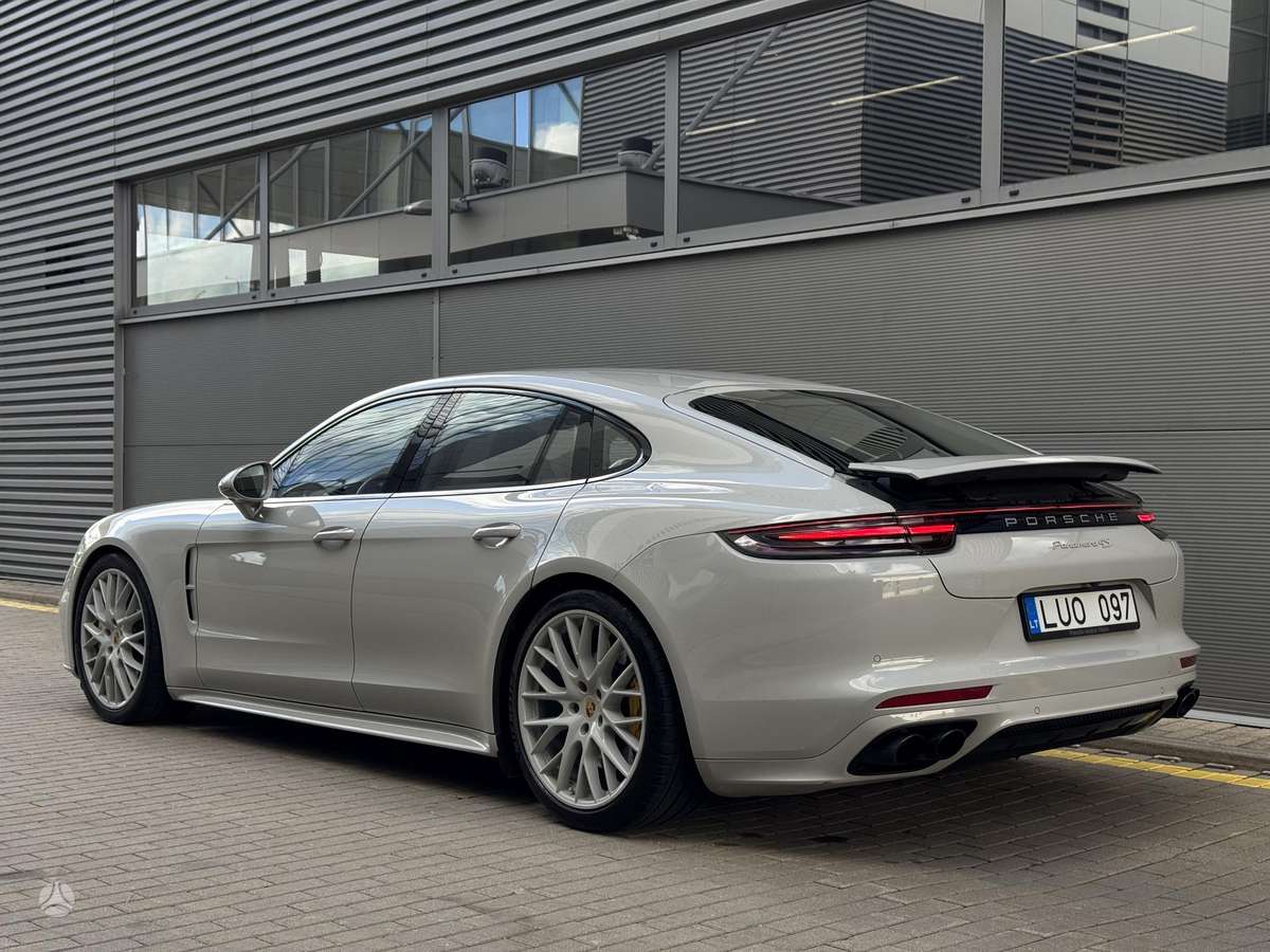 Porsche Panamera, 2.9 l., hatchback