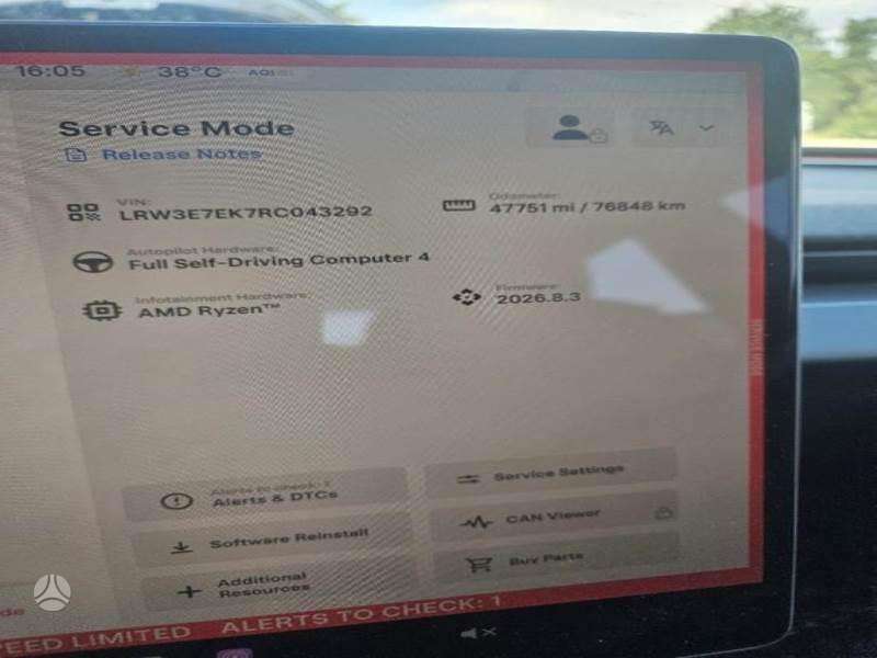 Tesla Model 3, hečbekas