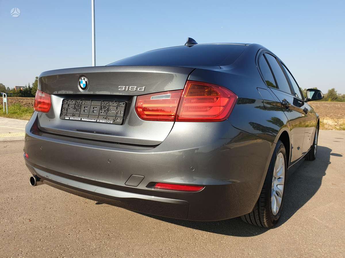 BMW 318, 2.0 l., Седан
