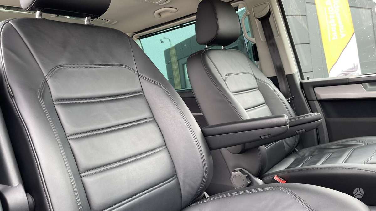 Volkswagen Multivan, 2.0 l., Минивэн