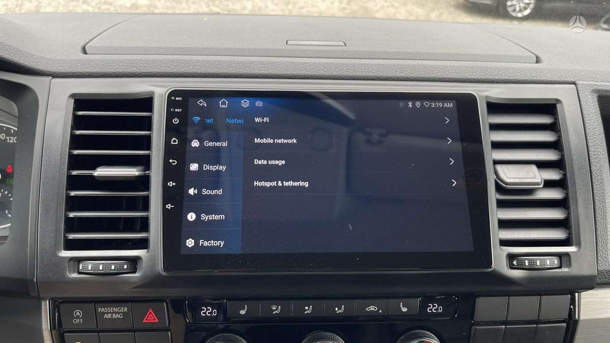 Volkswagen Multivan, 2.0 l., Минивэн