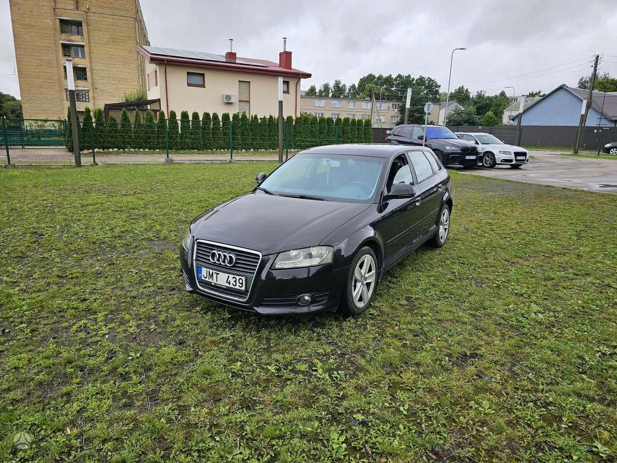Audi A3, 1.6 l., Хэтчбек