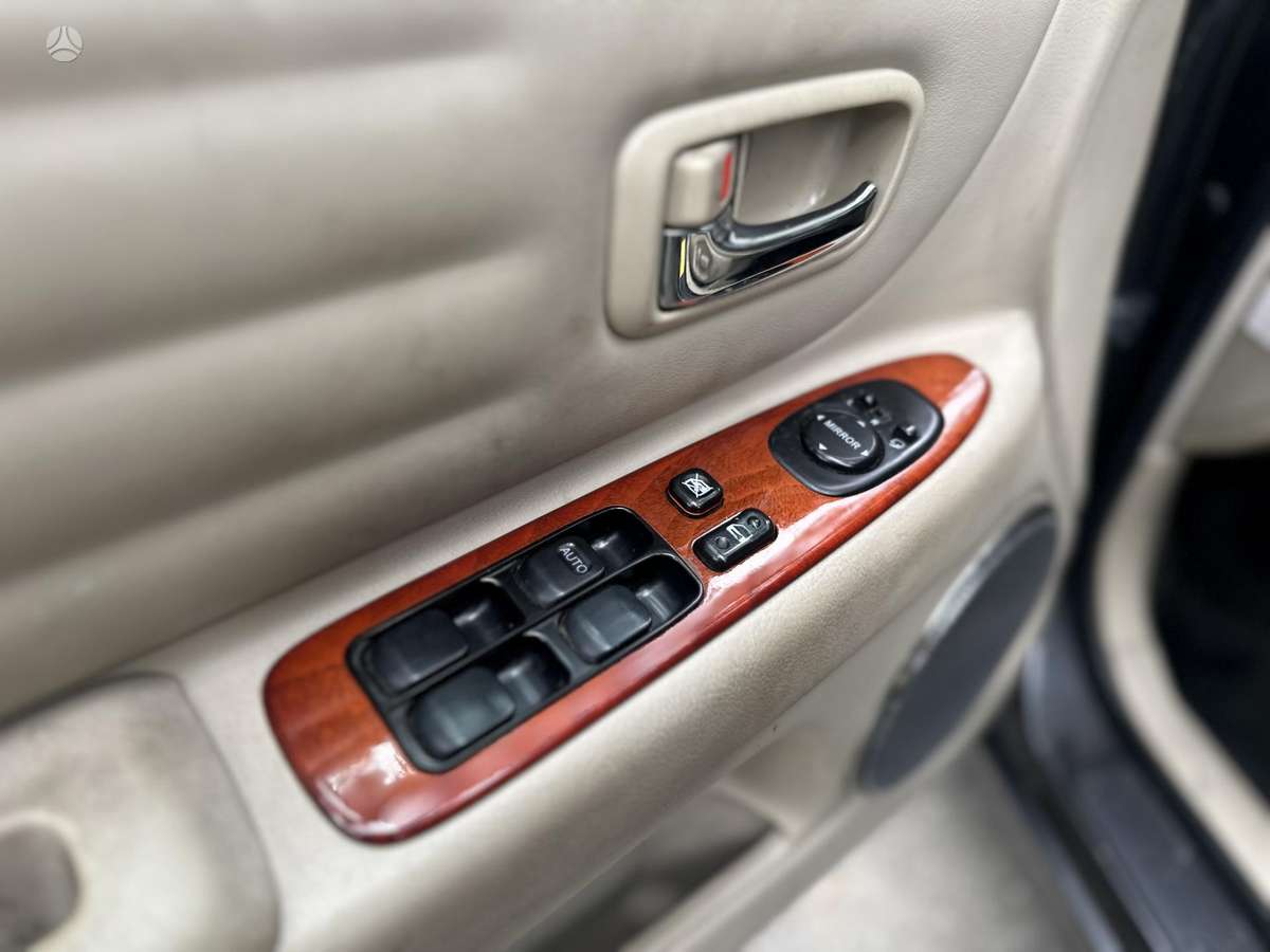 Lexus IS 300, 3.0 l., Универсал
