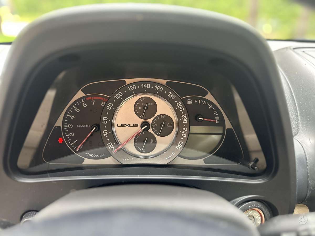 Lexus IS 300, 3.0 l., Универсал