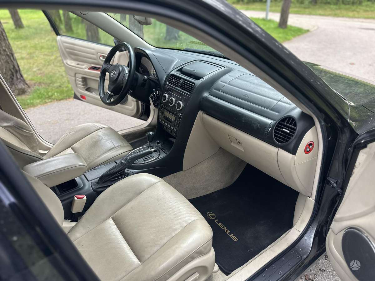 Lexus IS 300, 3.0 l., Универсал