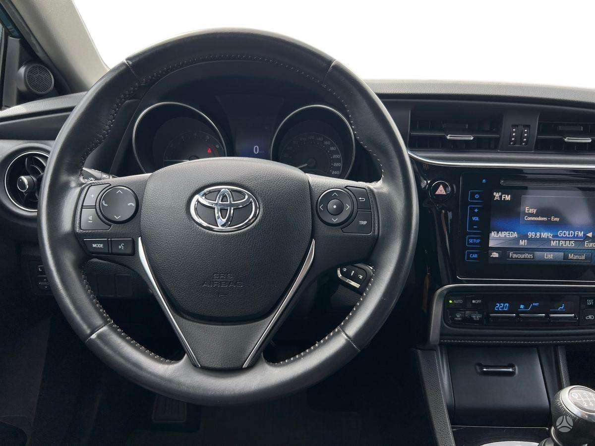 Toyota Auris, 1.2 l., hatchback