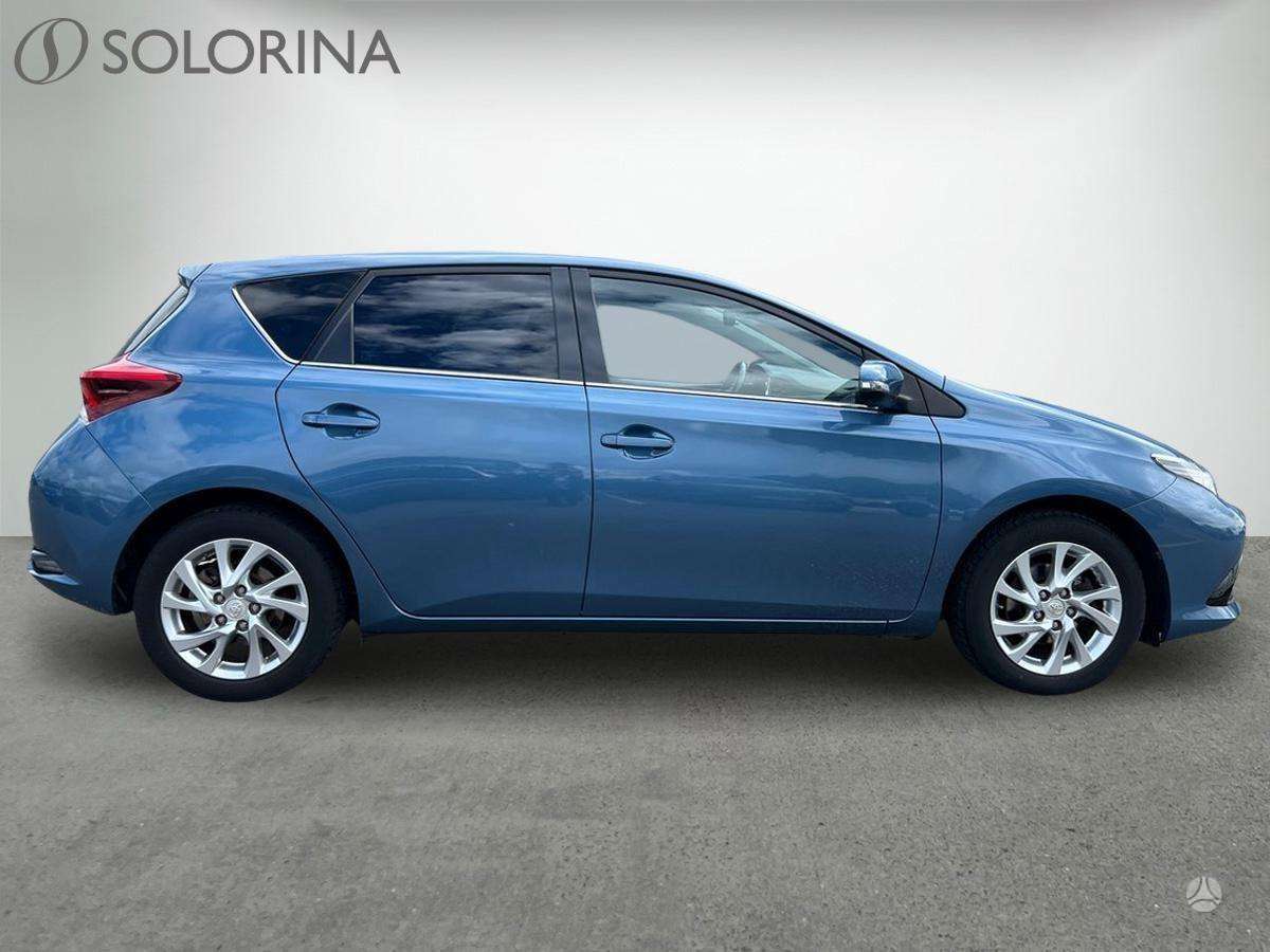 Toyota Auris, 1.2 l., hatchback