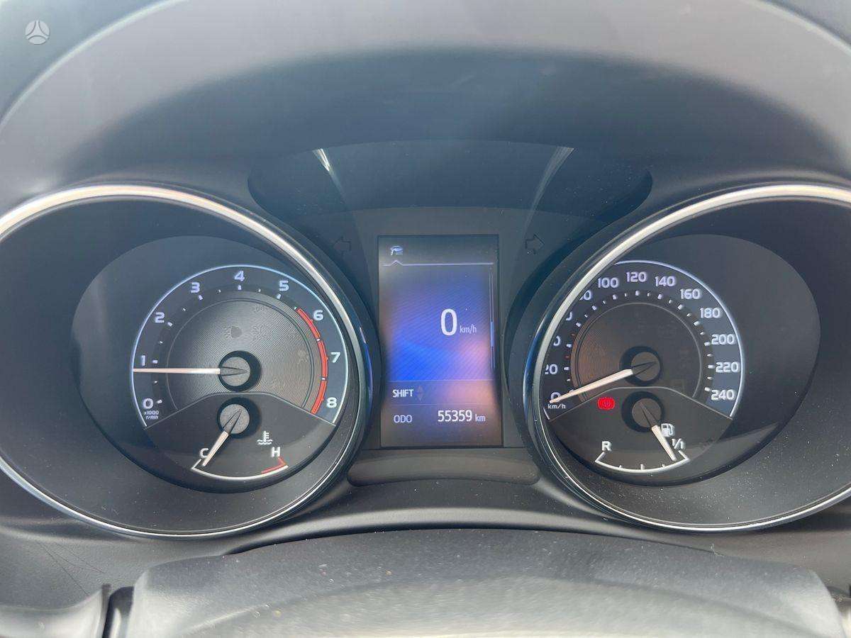 Toyota Auris, 1.2 l., hatchback