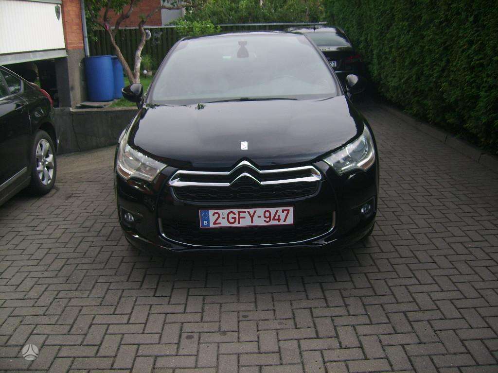 Citroen DS4, 1.6 l., hatchback
