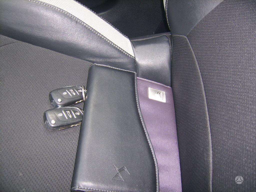 Citroen DS4, 1.6 l., hatchback