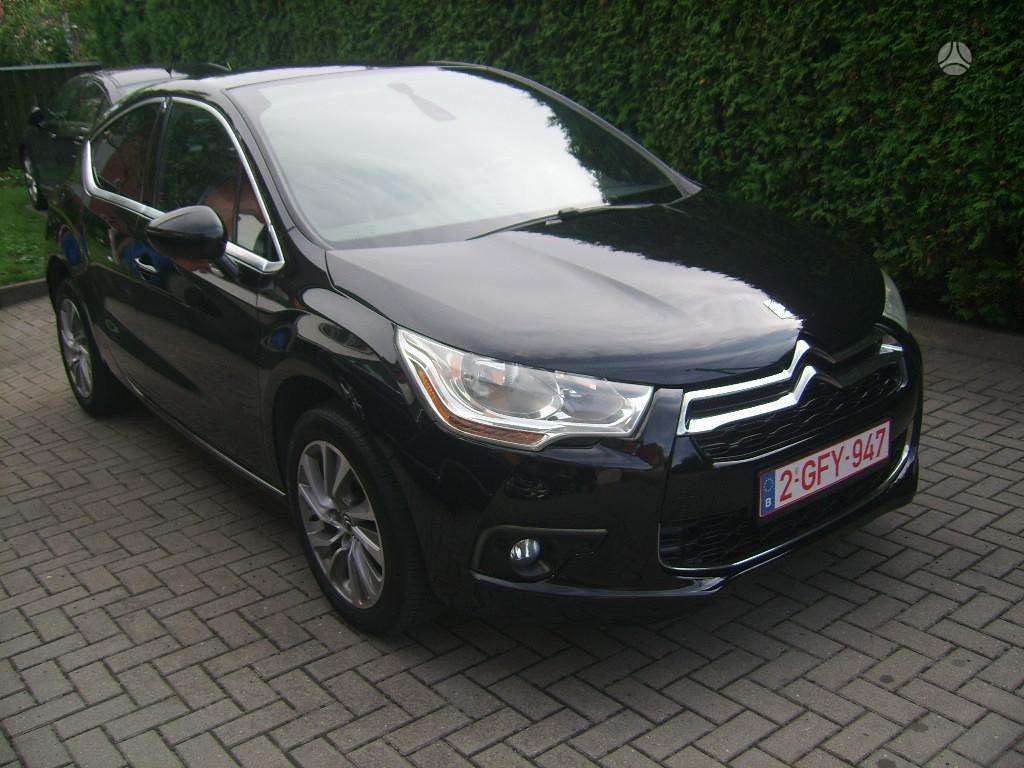 Citroen DS4, 1.6 l., hatchback