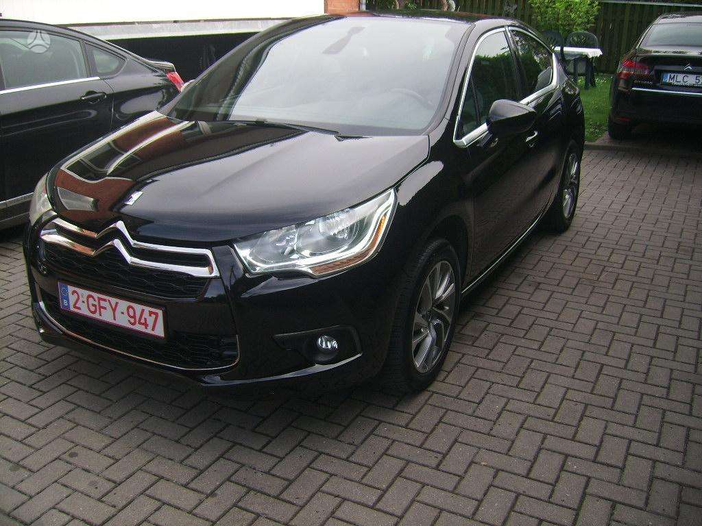 Citroen DS4, 1.6 l., hatchback