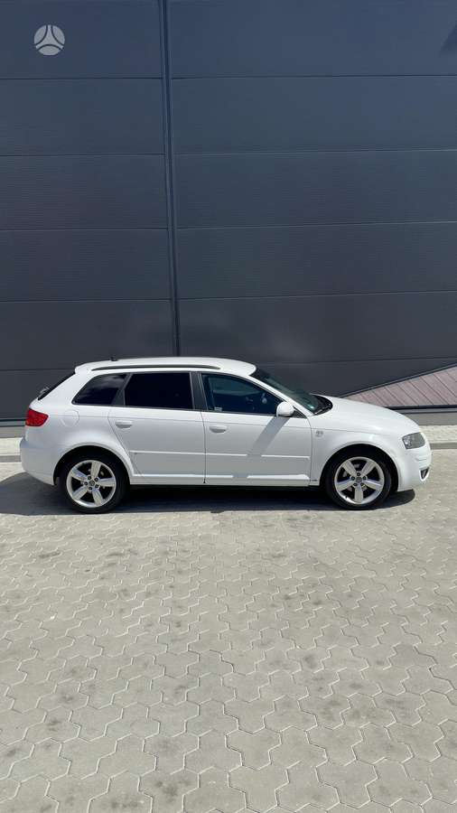 Audi A3, 1.8 l., Хэтчбек