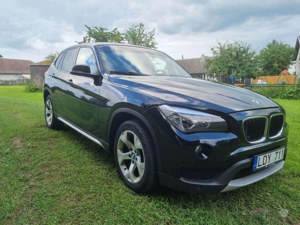 BMW X1, 2.0 l., Хэтчбек