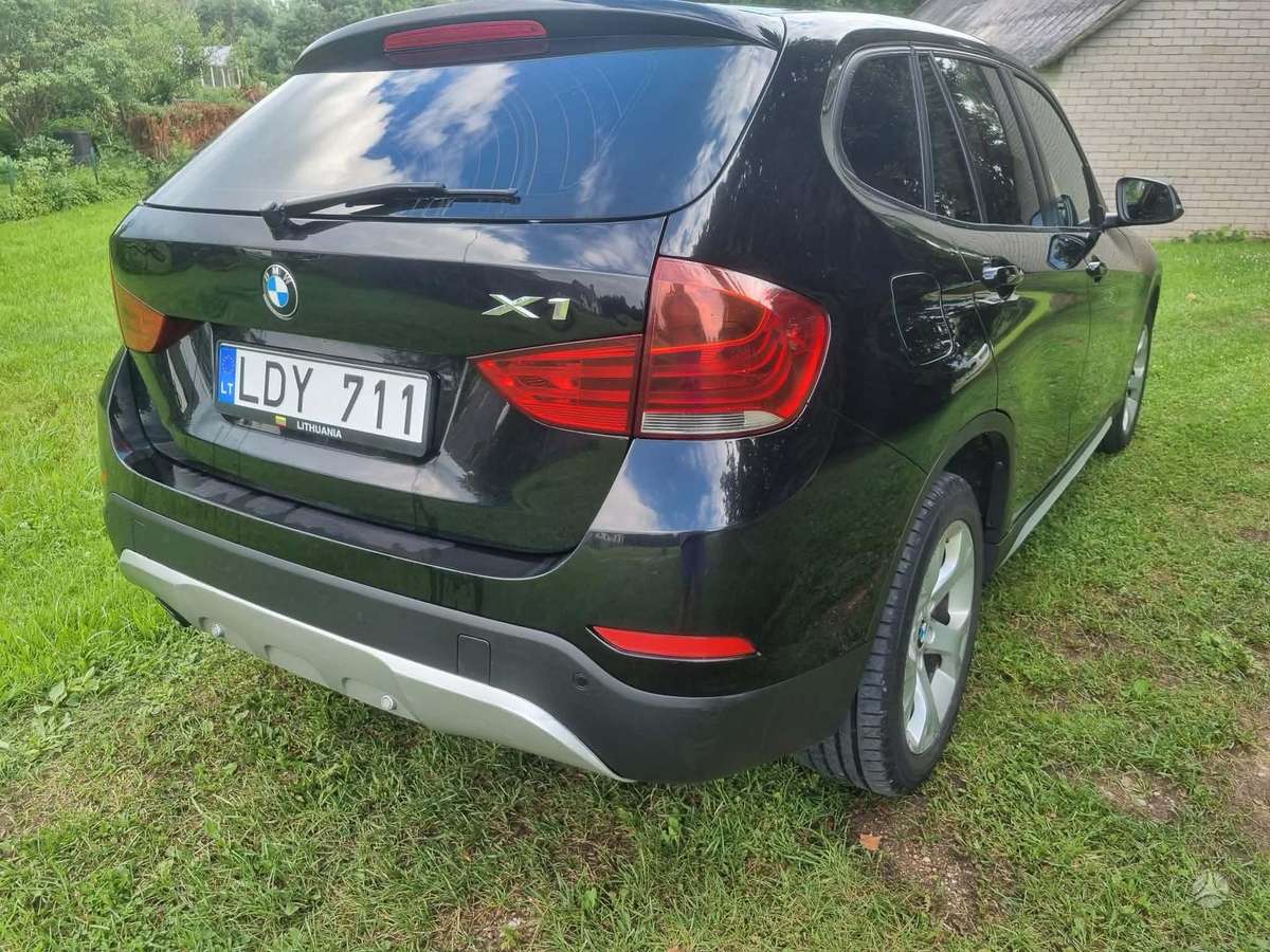 BMW X1, 2.0 l., Хэтчбек
