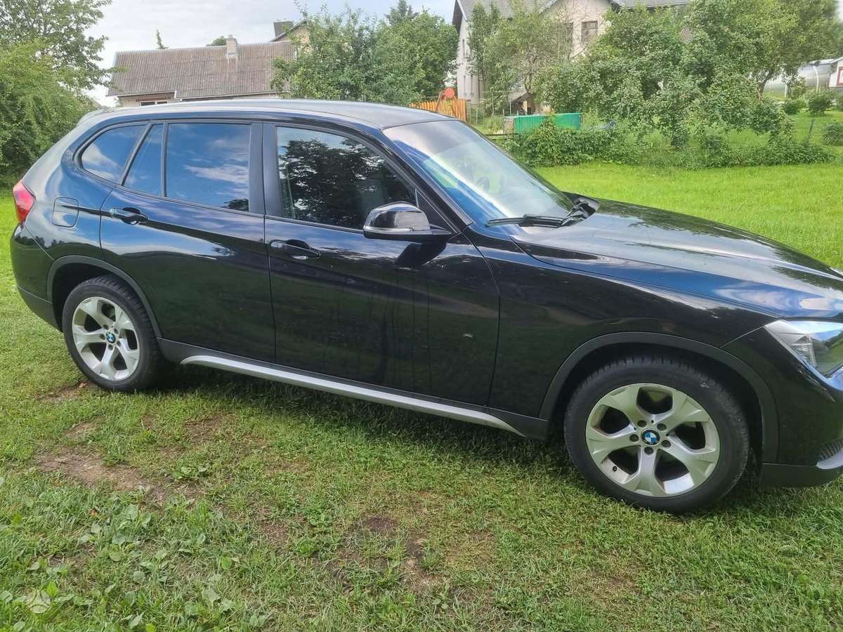 BMW X1, 2.0 l., Хэтчбек