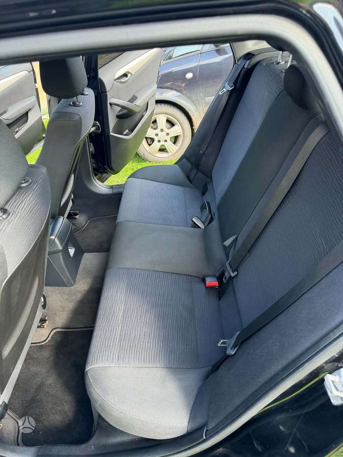 BMW X1, 2.0 l., Хэтчбек