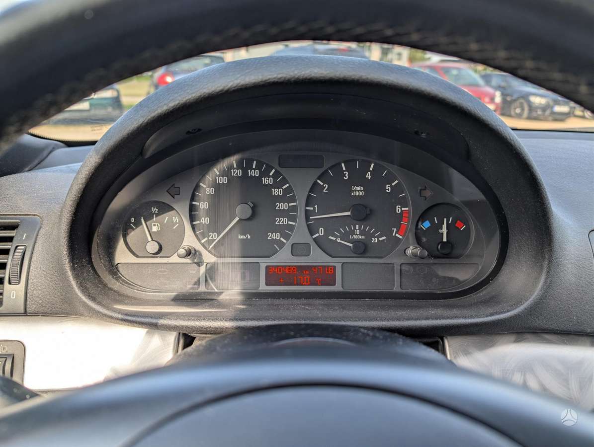 BMW 325, 2.5 l., Хэтчбек