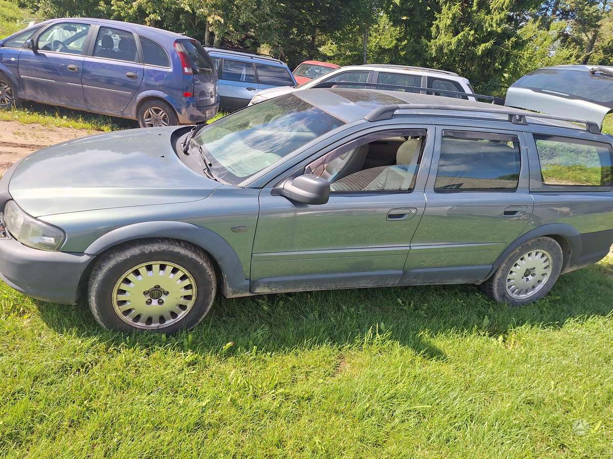 Volvo XC70