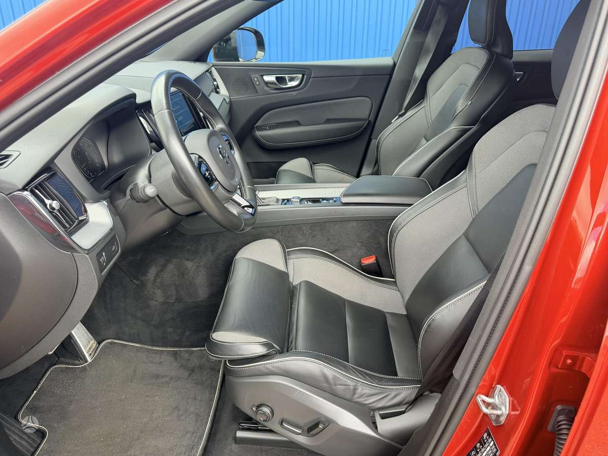 Volvo XC60 - 11