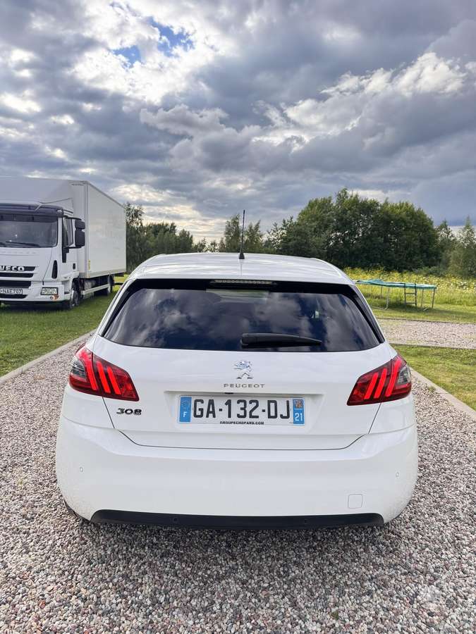 Peugeot 308 - 11