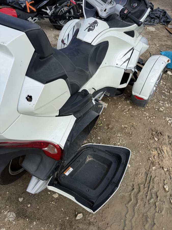 Can-Am Spyder 1000cc, trikes