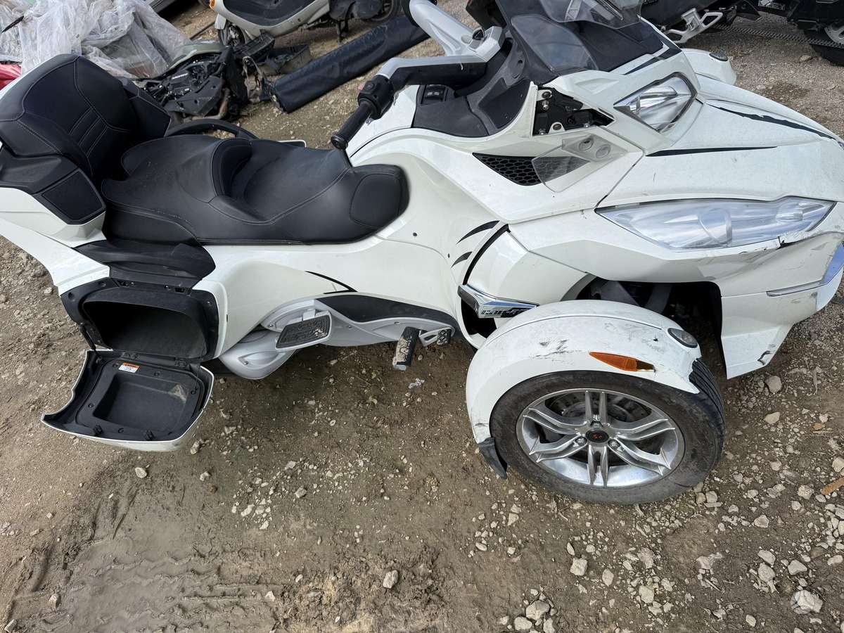 Can-Am Spyder 1000cc, trikes