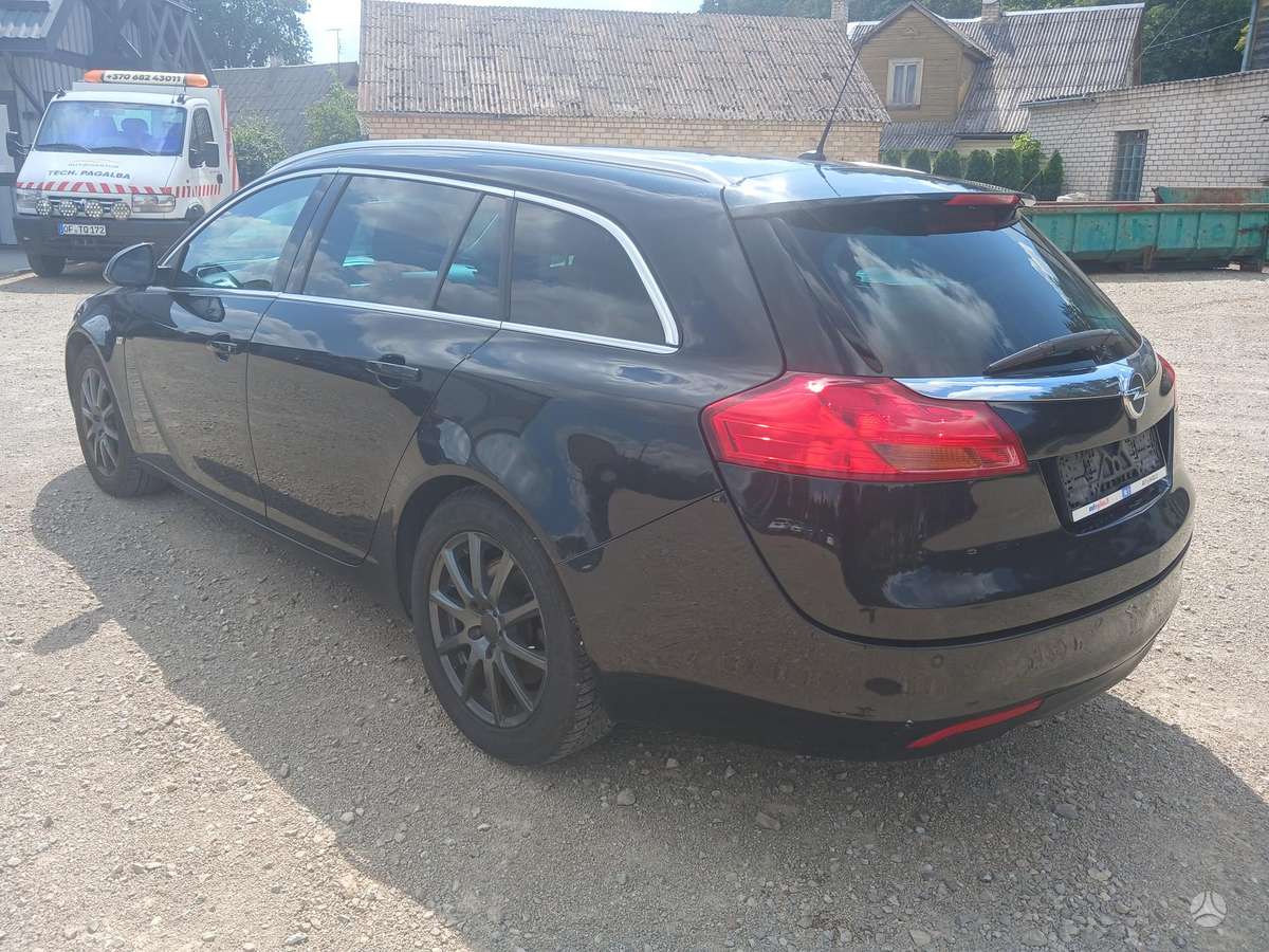 Opel Insignia, 2.0 l., wagon