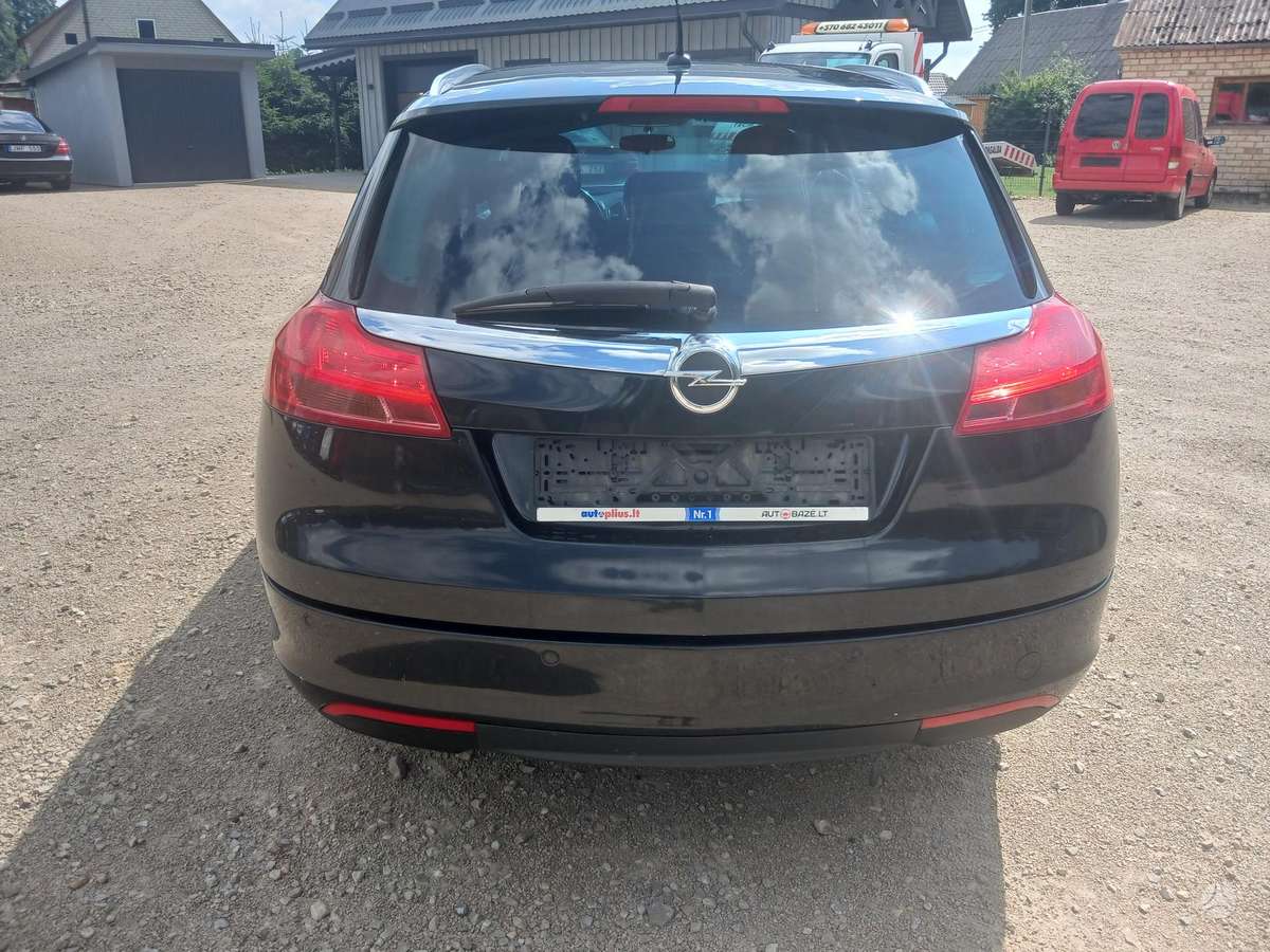 Opel Insignia, 2.0 l., wagon