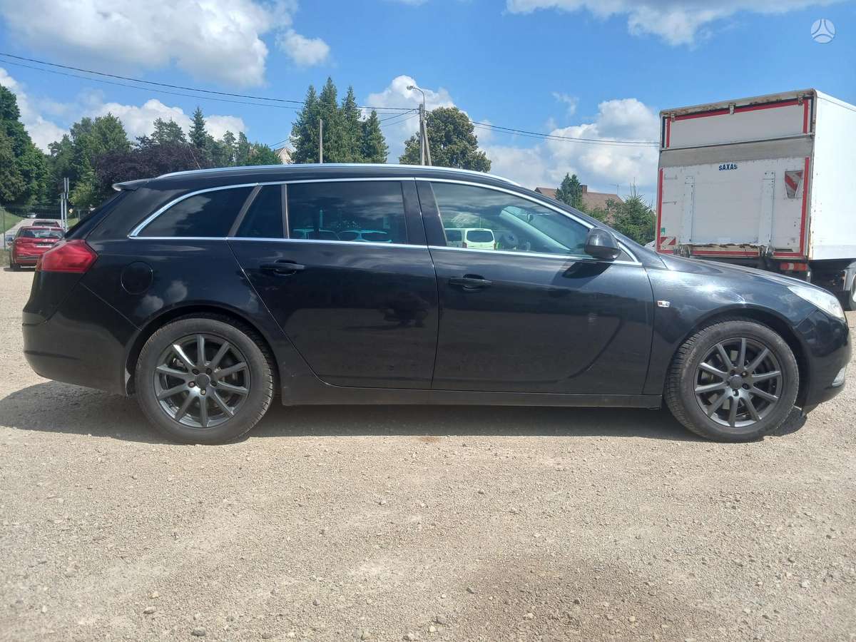 Opel Insignia, 2.0 l., wagon