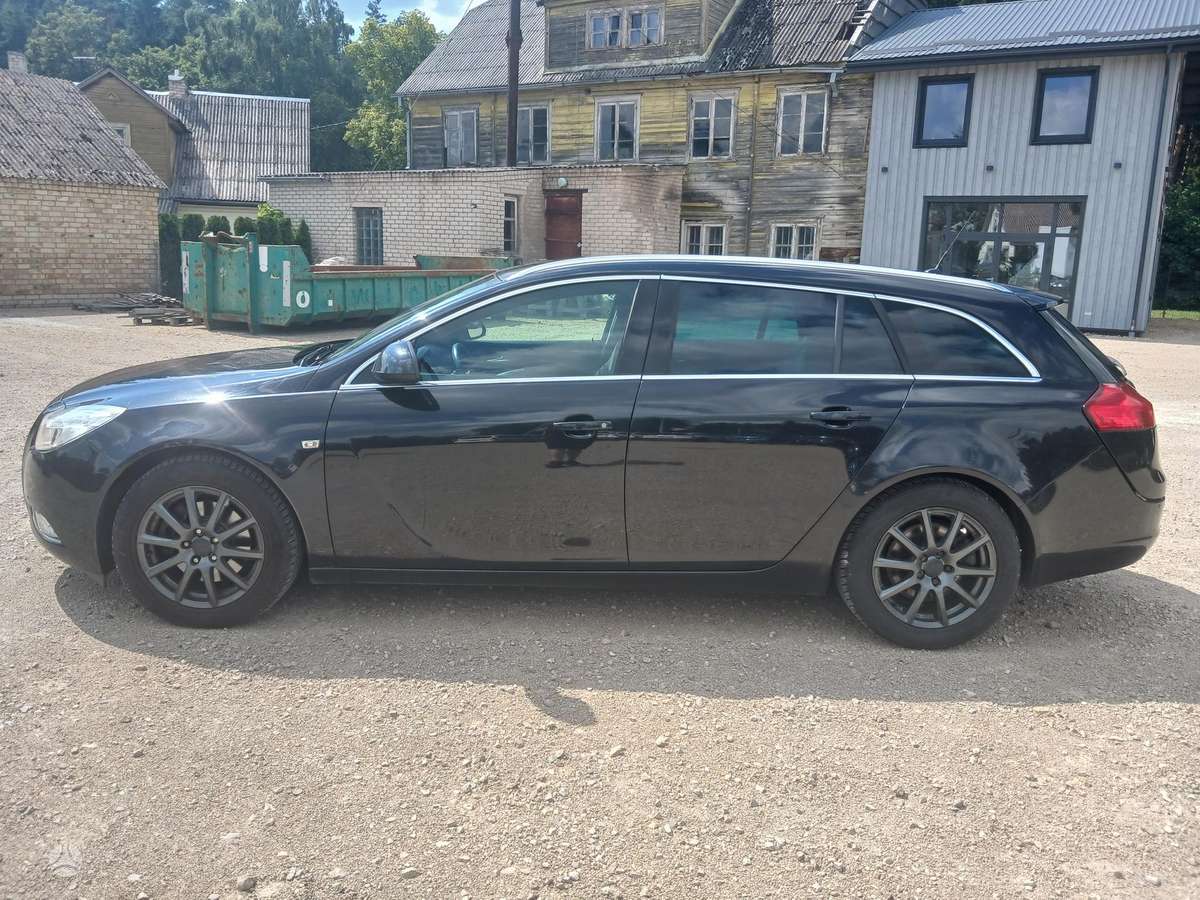 Opel Insignia, 2.0 l., wagon