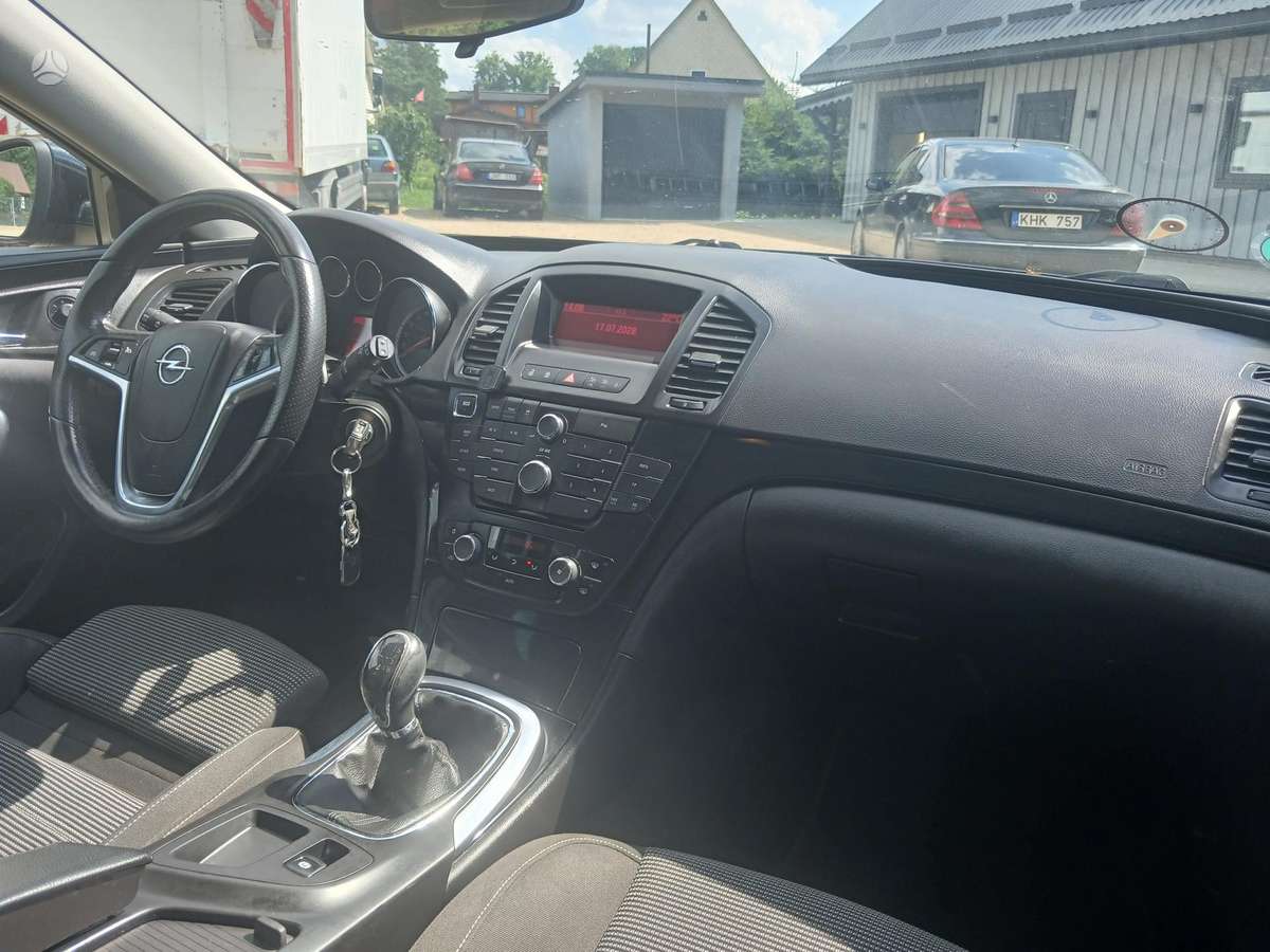 Opel Insignia, 2.0 l., wagon