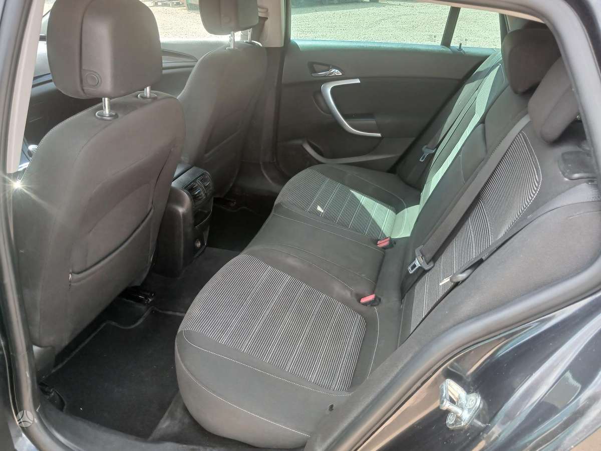 Opel Insignia, 2.0 l., wagon