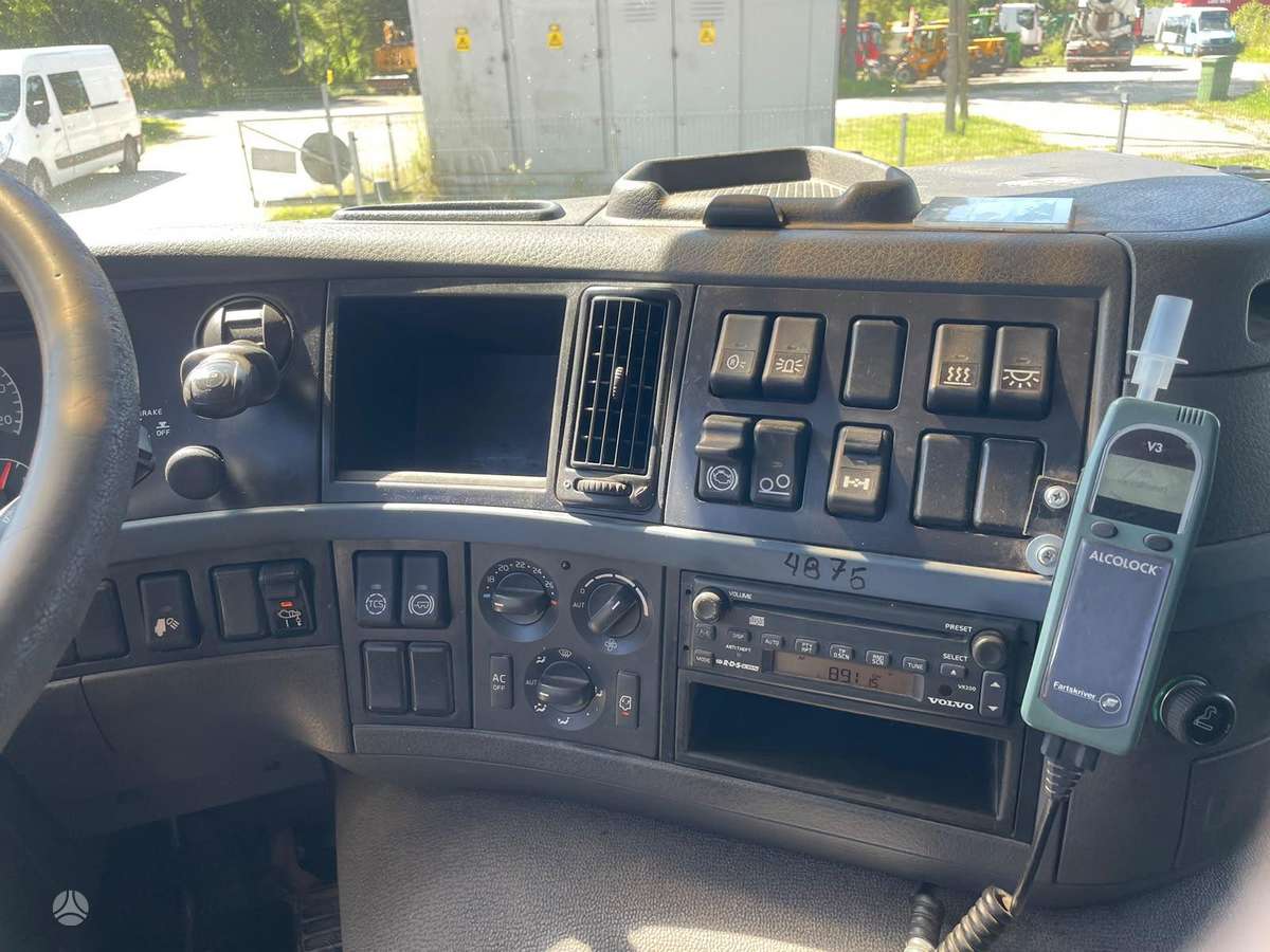 Volvo FM9 340, 6x2 + CRANE + REMOTE, crane trucks