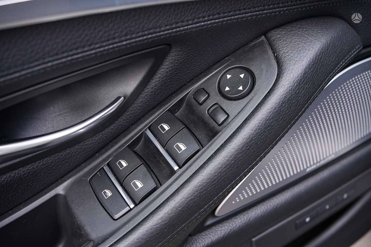 BMW 535, 3.0 l., Седан