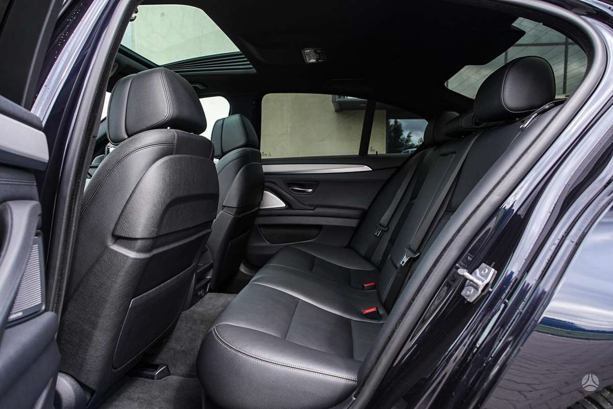 BMW 535, 3.0 l., Седан