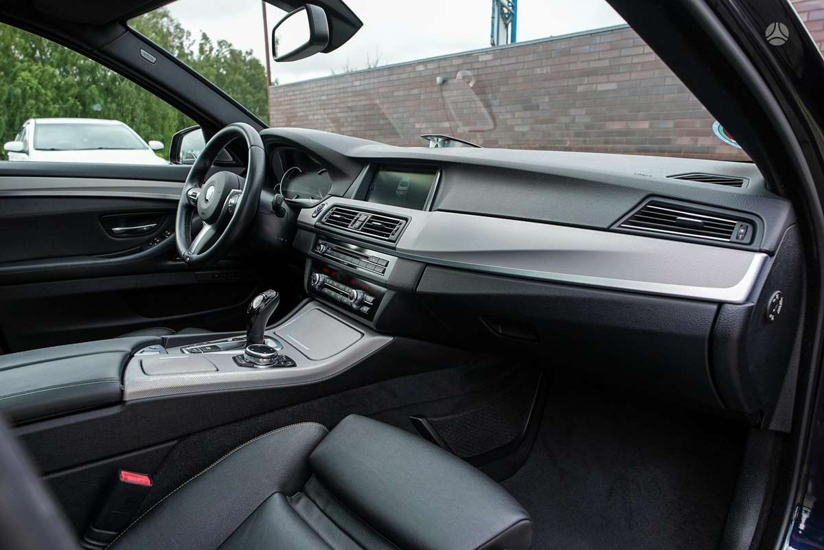 BMW 535, 3.0 l., Седан