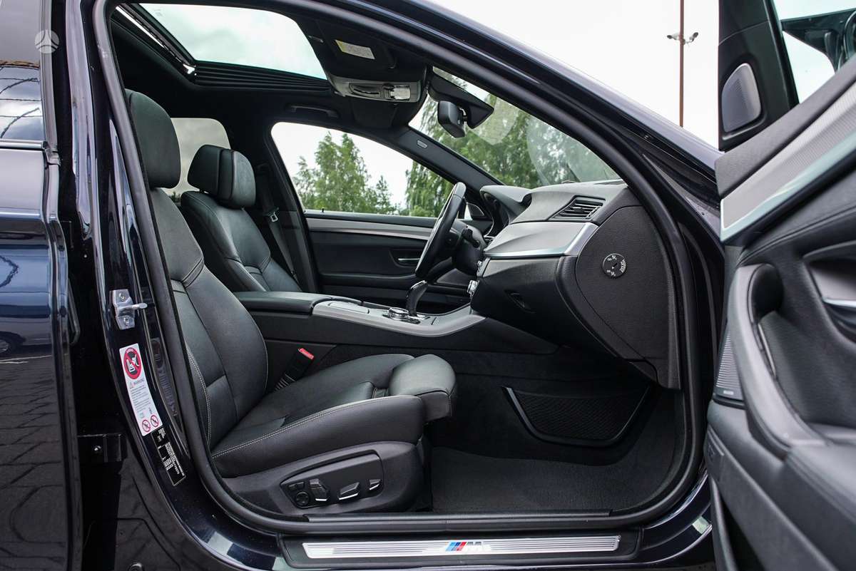 BMW 535, 3.0 l., Седан