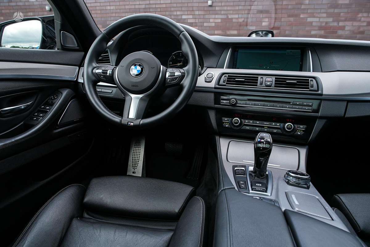 BMW 535, 3.0 l., Седан