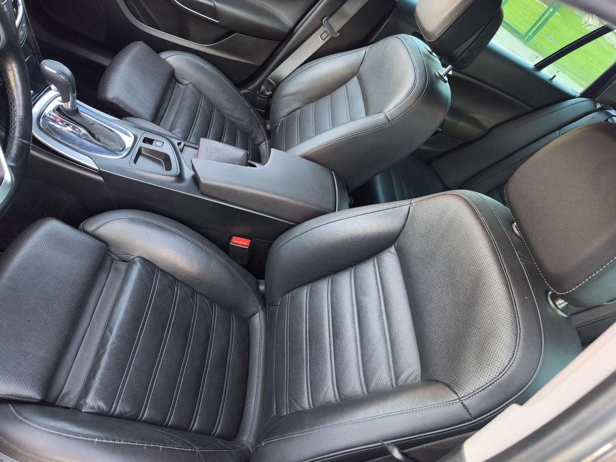 Opel Insignia, 2.0 l., Универсал