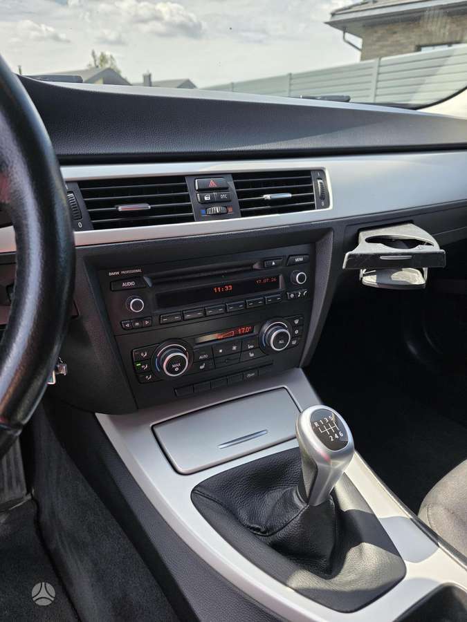BMW 318, 2.0 l., Универсал