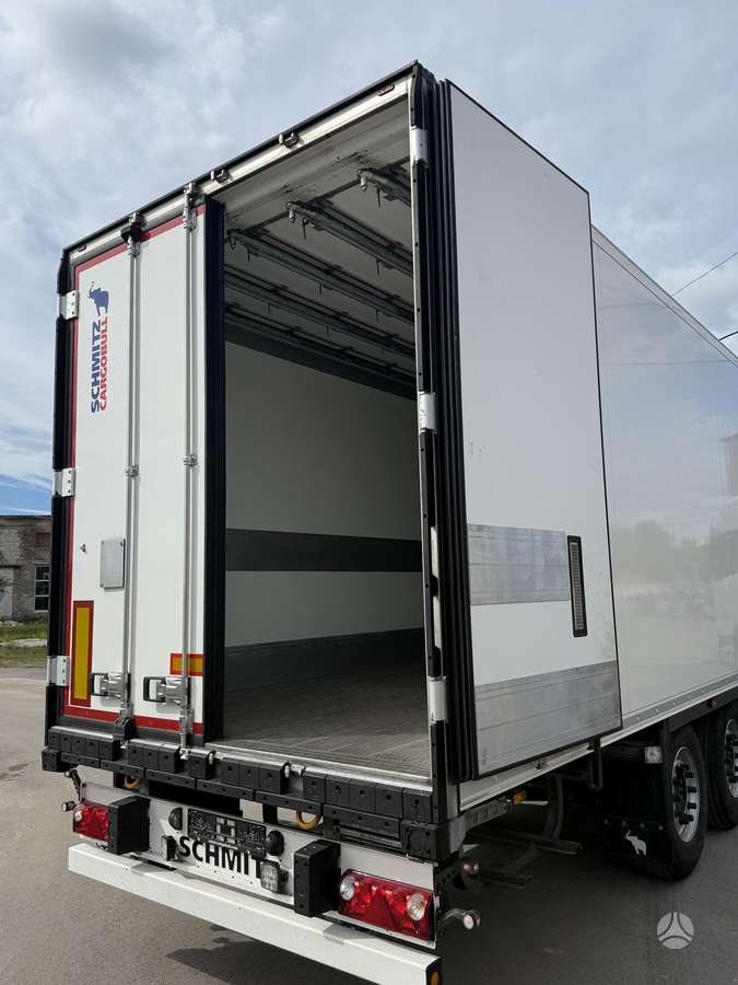 Schmitz SKO24 kablinis (with hooks), 7 cm, refrigerated