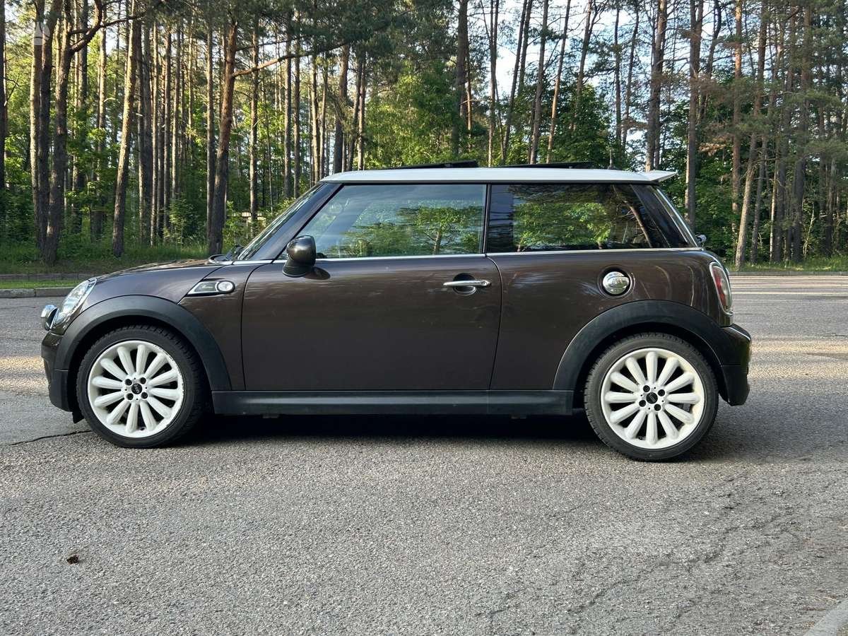 Mini Cooper S, 1.6 l., Хэтчбек