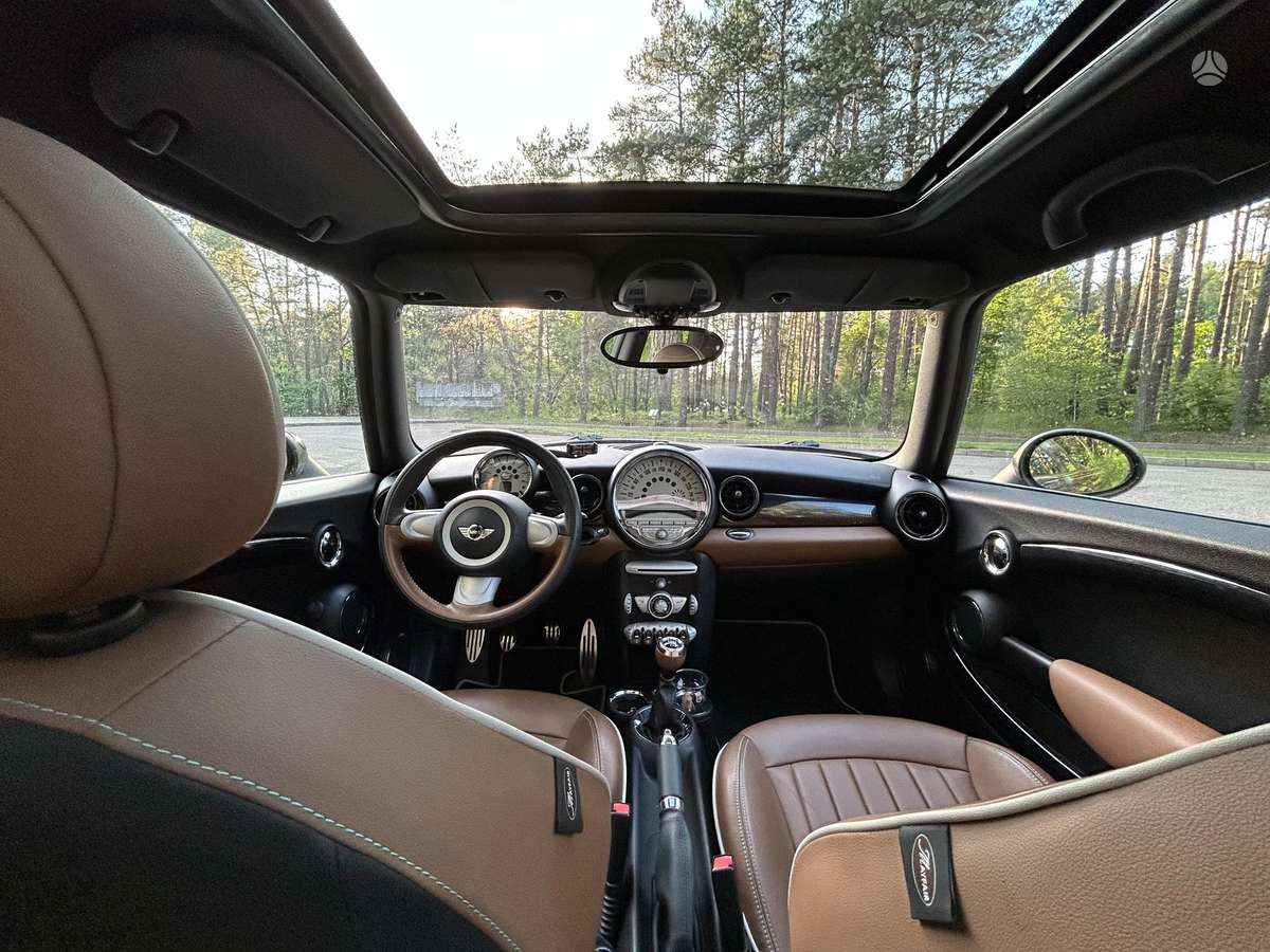 Mini Cooper S, 1.6 l., hatchback