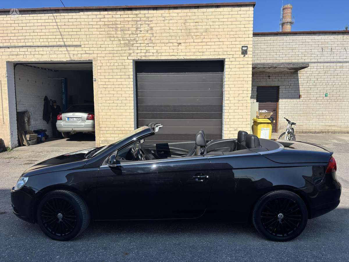 Volkswagen Eos, 1.6 l., convertible
