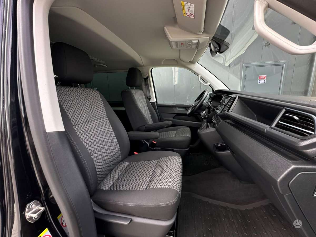 Volkswagen Multivan - 10